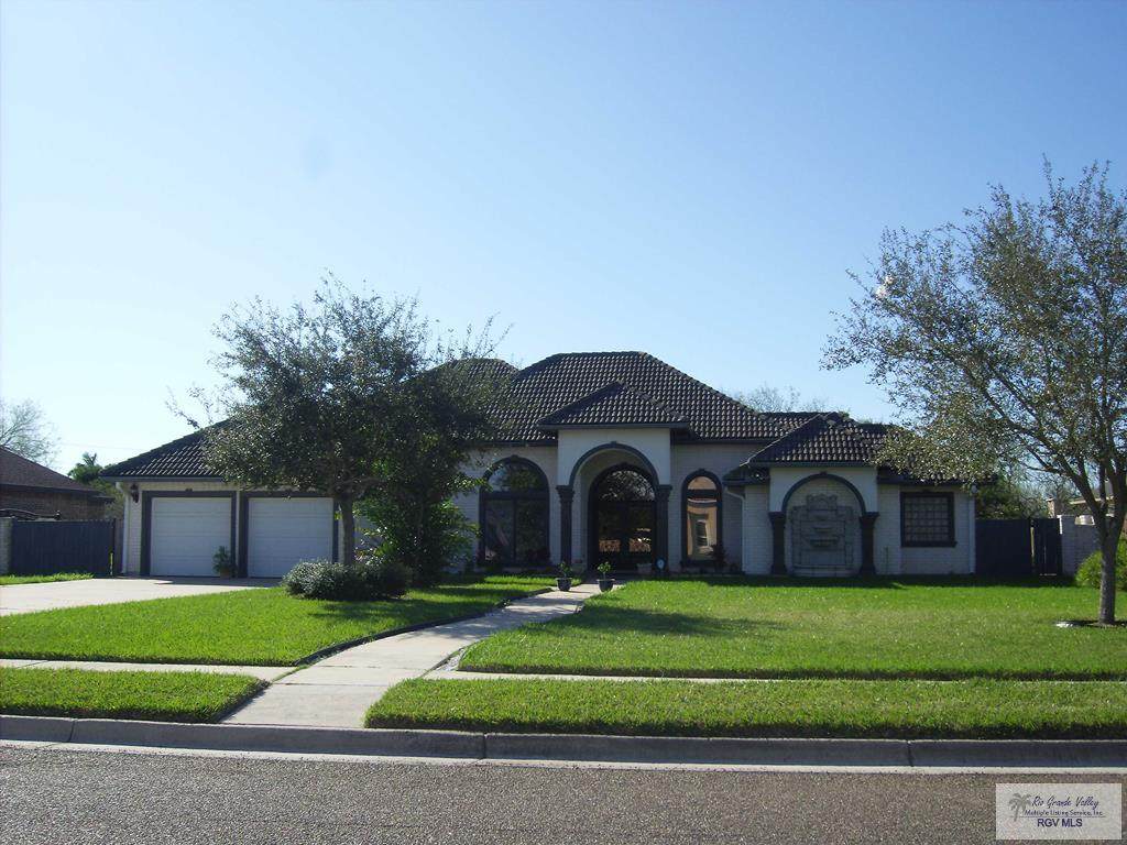 5684 Heron Cove Ln. - Photo 1