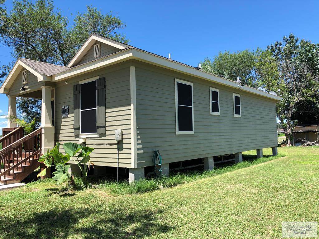 7492 Delfina St - Photo 1