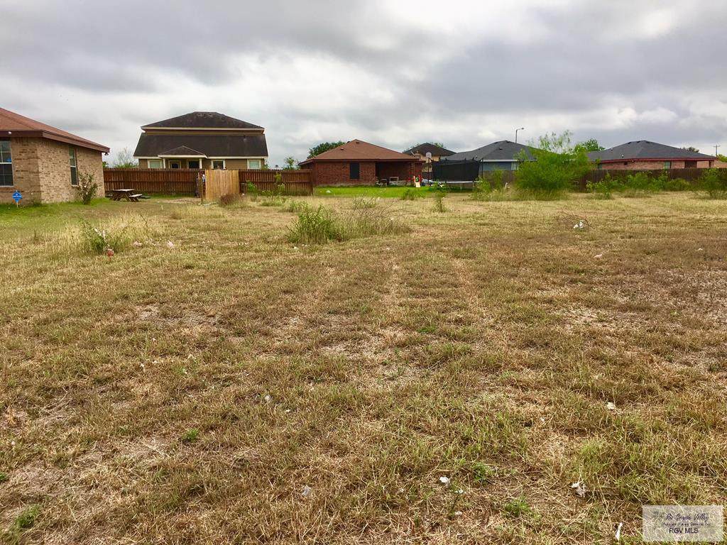848 David Ave. - Photo 1