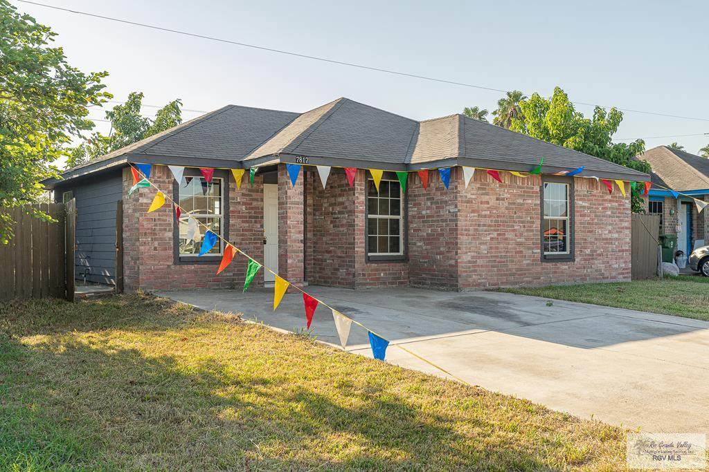 7817 Palm Grove Dr. - Photo 1