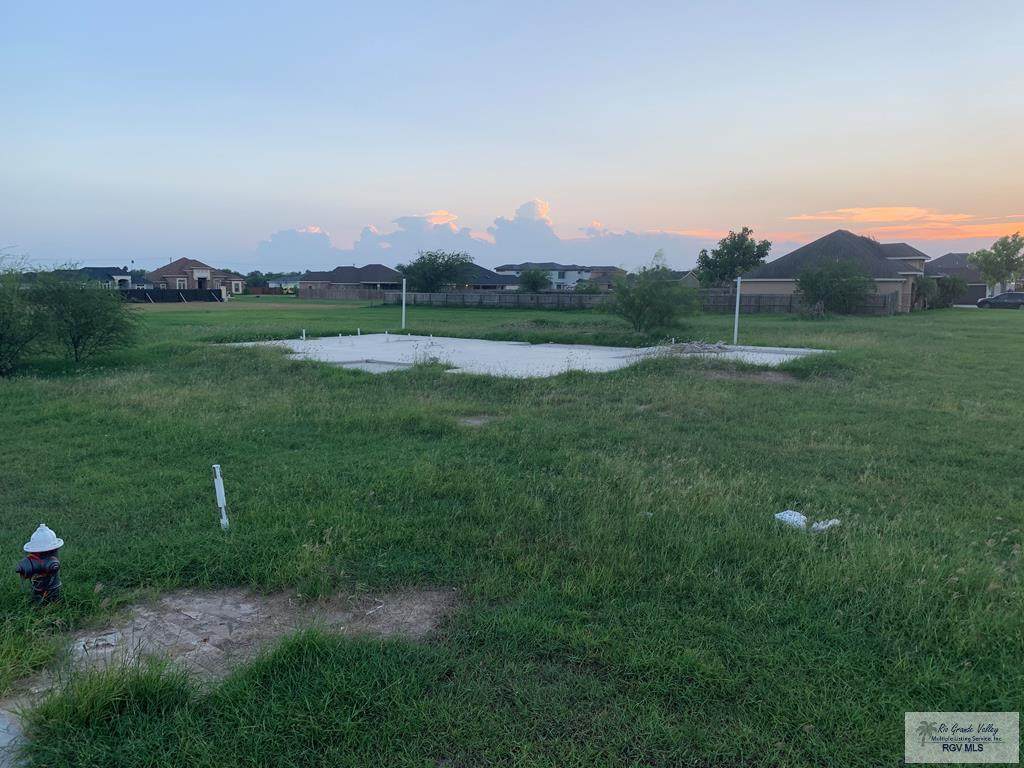 901 Splendor Blvd. - Photo 1