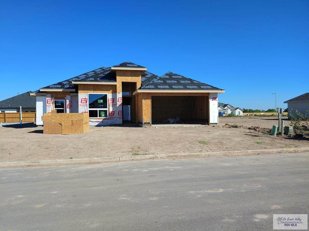 7413 Hana Dr - Photo 1