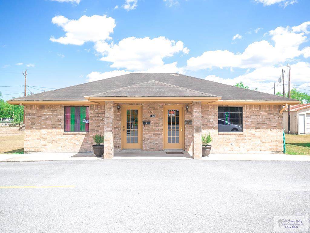 1050 Sam Houston - Photo 1
