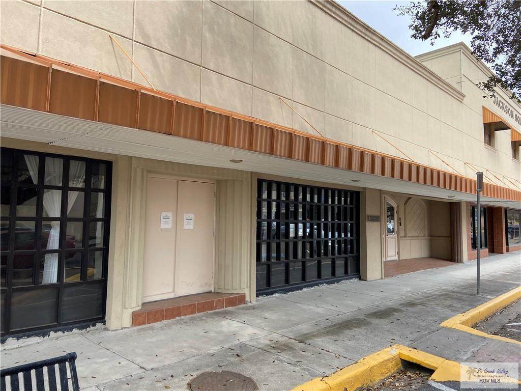 301 Jackson Ave. - Photo 1