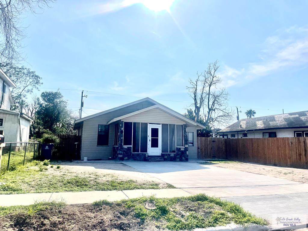 1533 Levee St. - Photo 1
