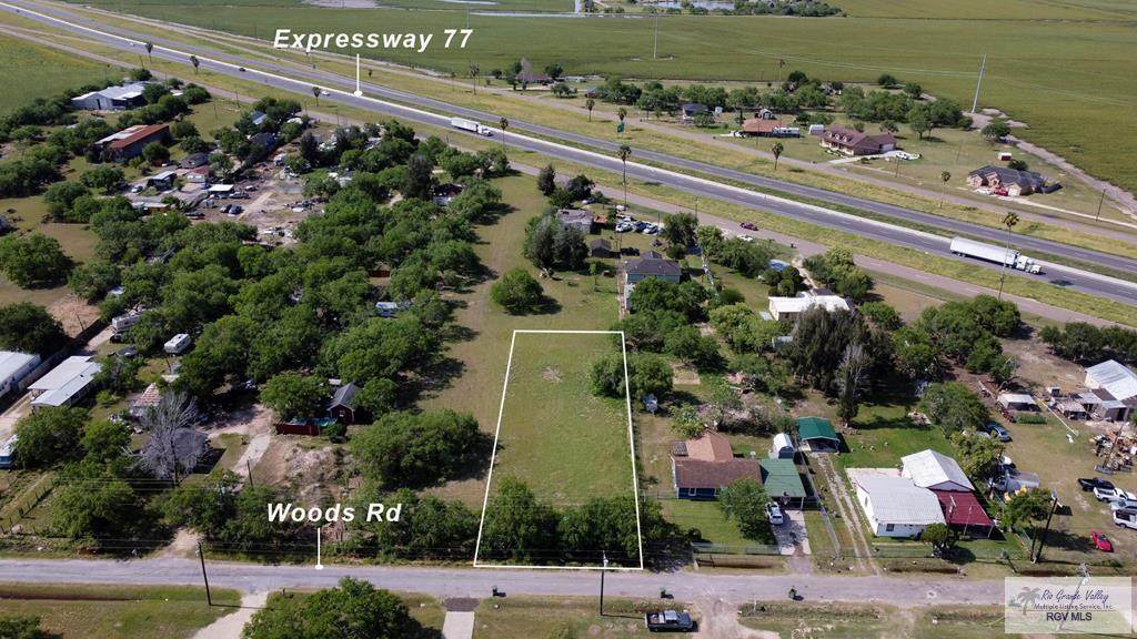 1 Woods Rd - Photo 1