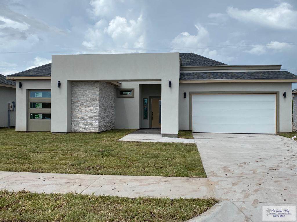 4667 River Oak Cir - Photo 1