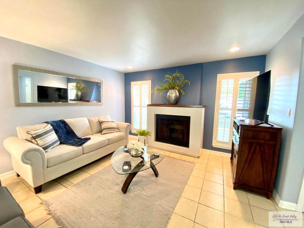 4601 Carmen Ave. - Photo 1