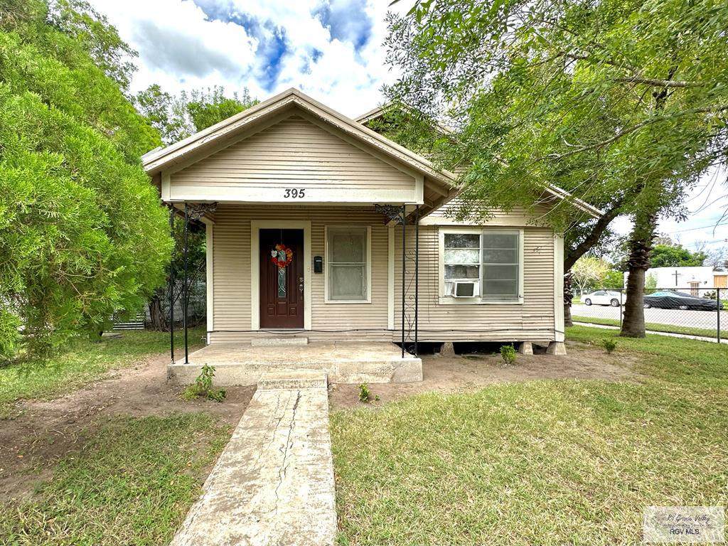 395 Harris Ave. - Photo 1
