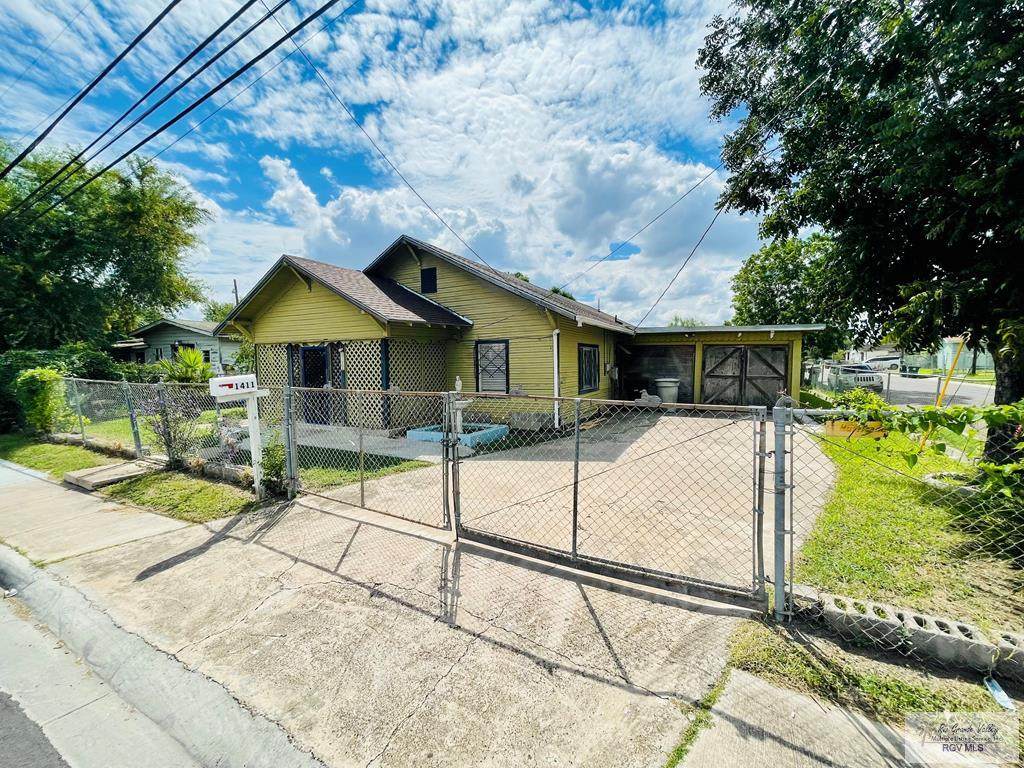 1411 Filmore Ave - Photo 1
