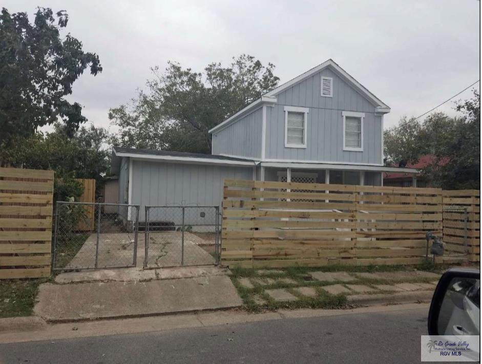 834 D St. - Photo 1