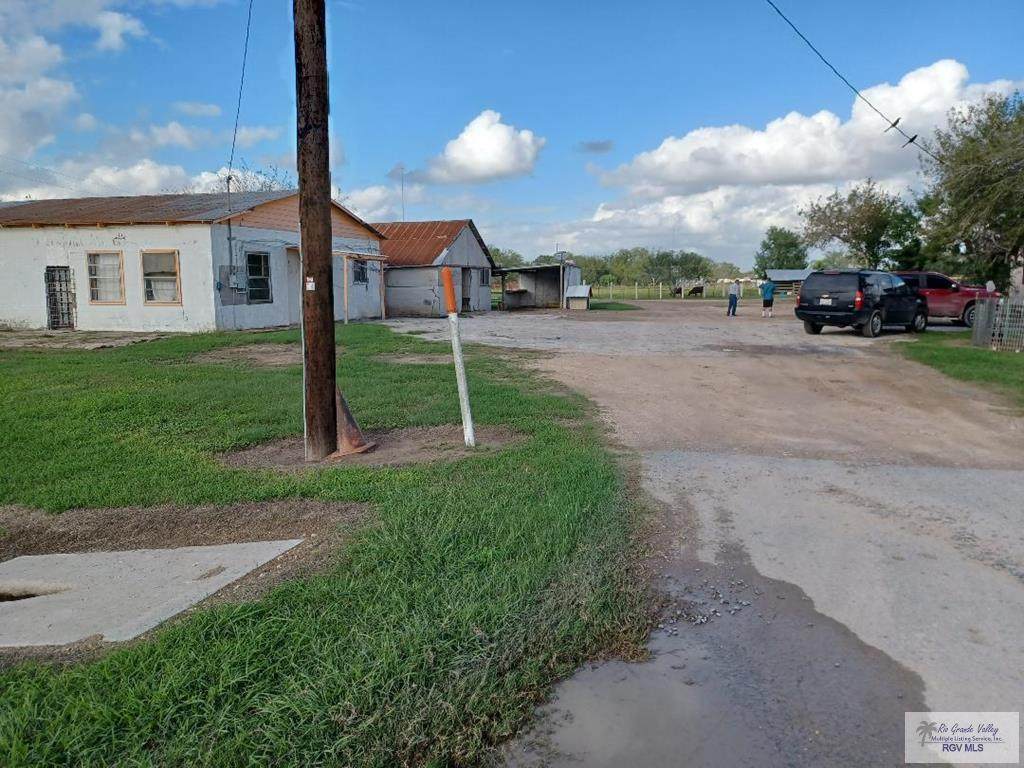 11741 Us Highway 281 - Photo 1