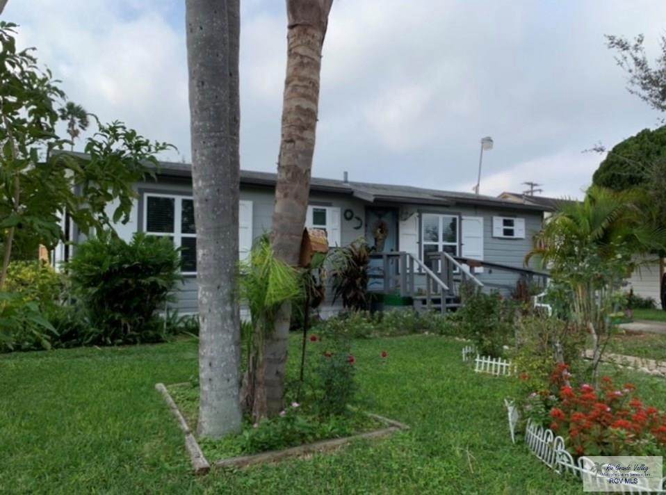 415 Madero Ave. - Photo 1