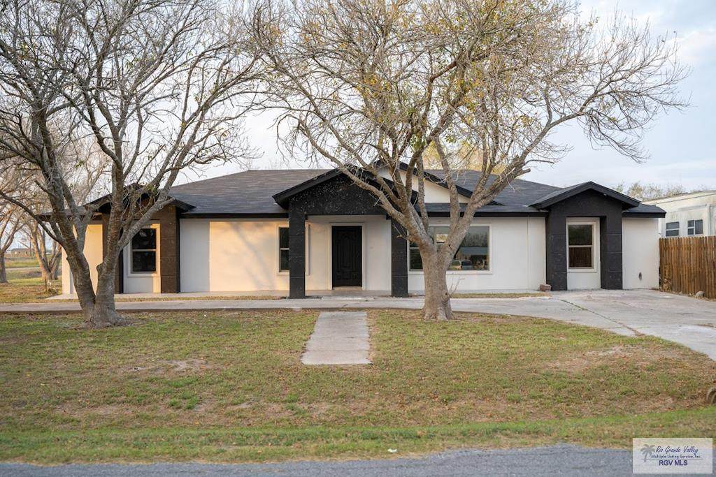 30195 Roberta Cir - Photo 1