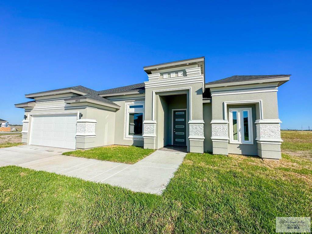 8822 Swan Lake Dr - Photo 1