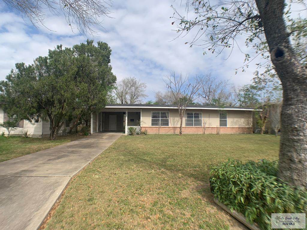 1005 Cardinal Dr - Photo 1