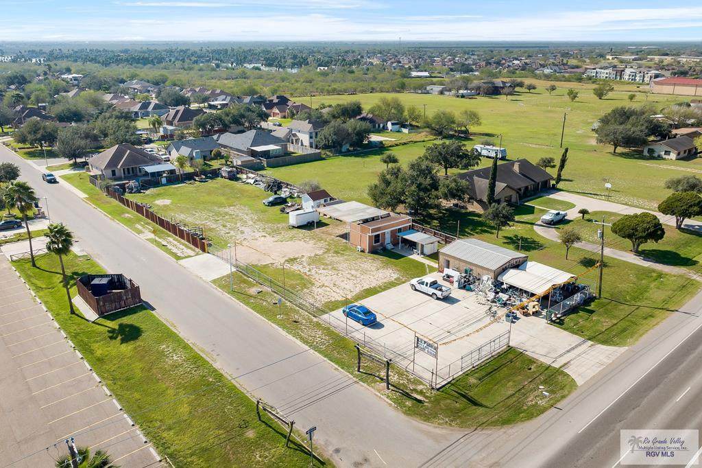 704 Expressway 83 - Photo 1