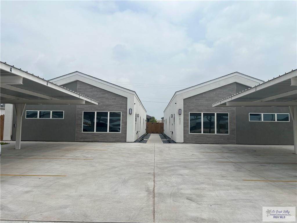 1421 Iris Ave. - Photo 1