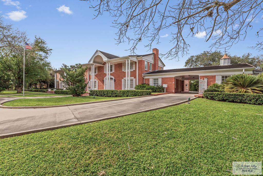 2301 Riverside Dr. - Photo 1