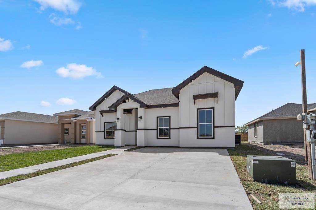 37758 Vineyard Dr. - Photo 1