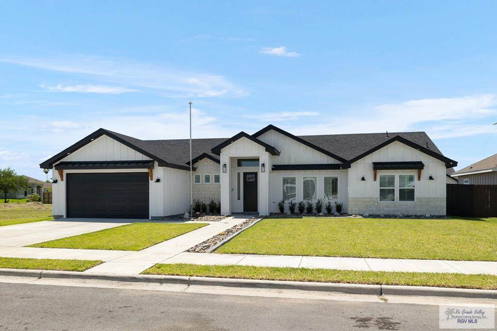 8646 Bellagio Cir - Photo 1