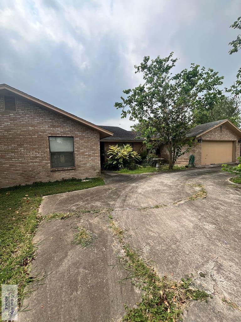 35 Alvarado Ave. - Photo 1