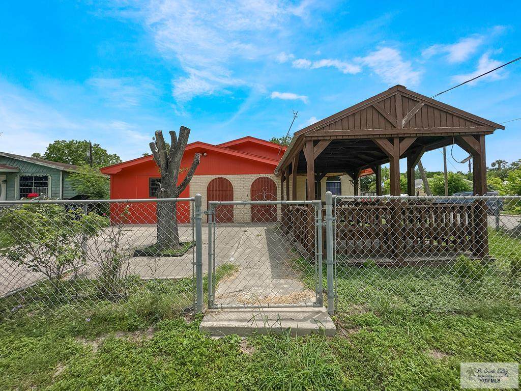 700 Illinois Ave. - Photo 1
