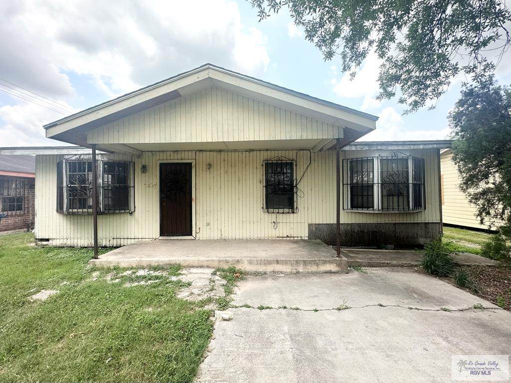 22920 Angel St. - Photo 1