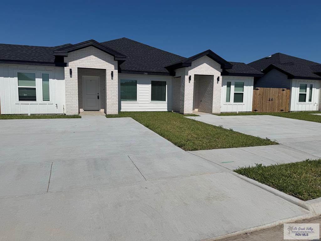 1340 Daytona Beach Ct - Photo 1