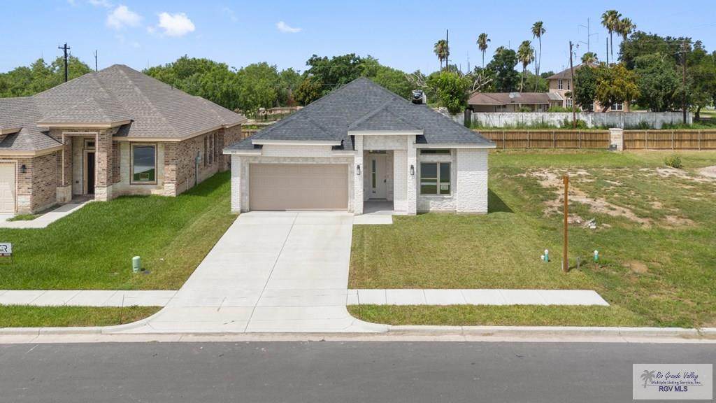 1212 Bridle Way - Photo 1