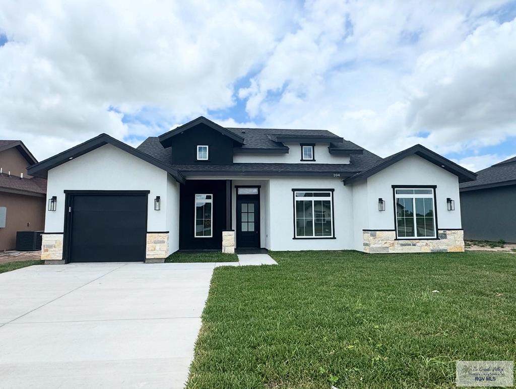 104 Marigold Dr - Photo 1