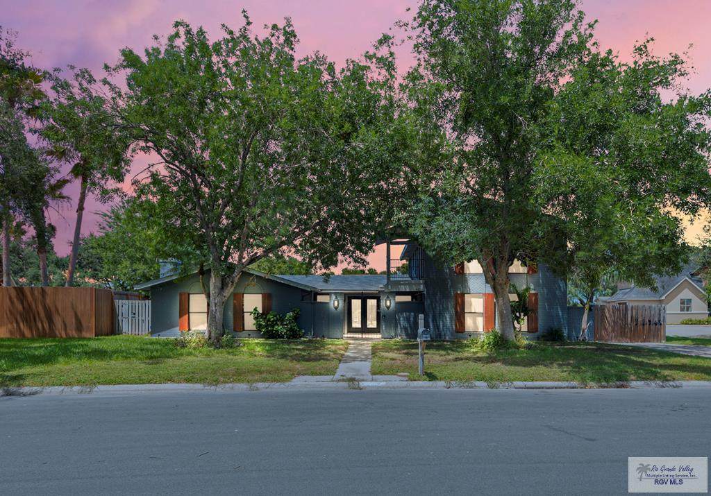 3129 Clifford St - Photo 1