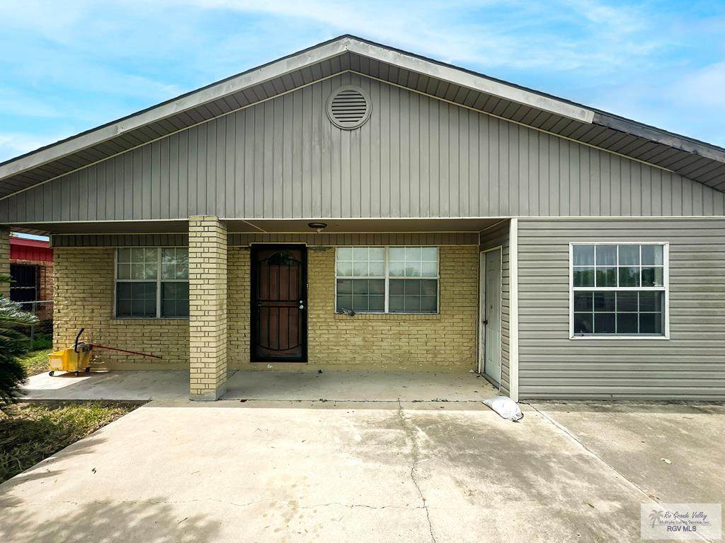 420 4TH ST. - Photo 1