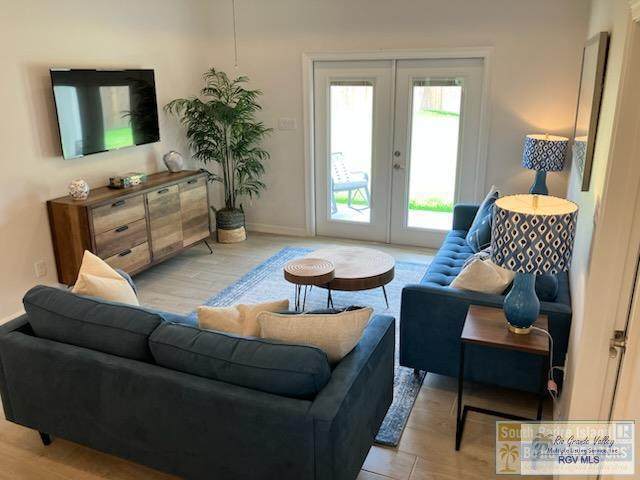 15 Bay Hill Dr. - Photo 1