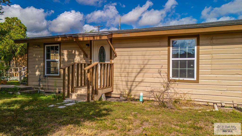 22916 Oscar St. - Photo 1