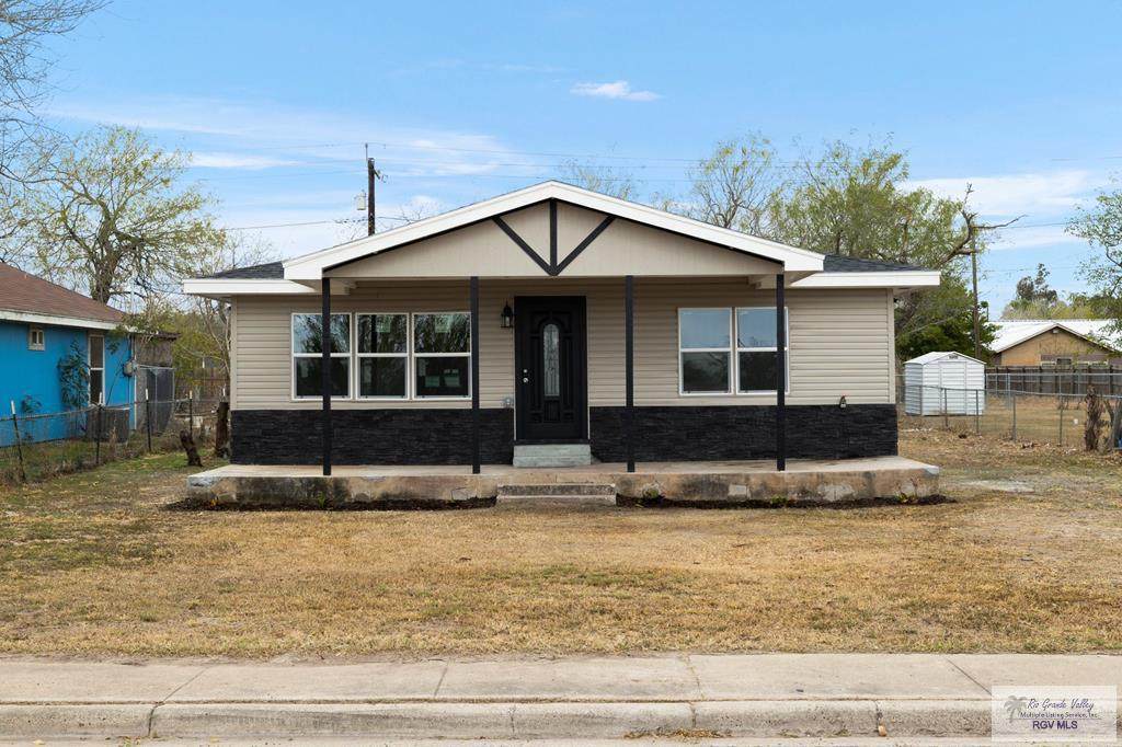 856 Vermont Ave. - Photo 1
