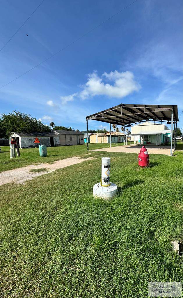 121 and 123 Beach Dr. - Photo 1