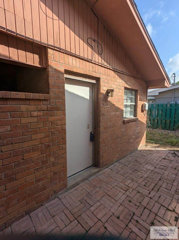 222 Hickman St. - Photo 1