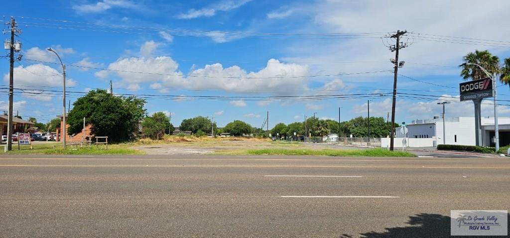 2045 Central Blvd. - Photo 1