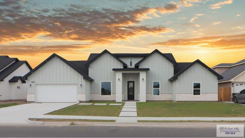 9848 Heights North - Photo 1