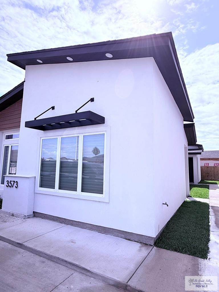 3537 Hidalgo Cir - Photo 1