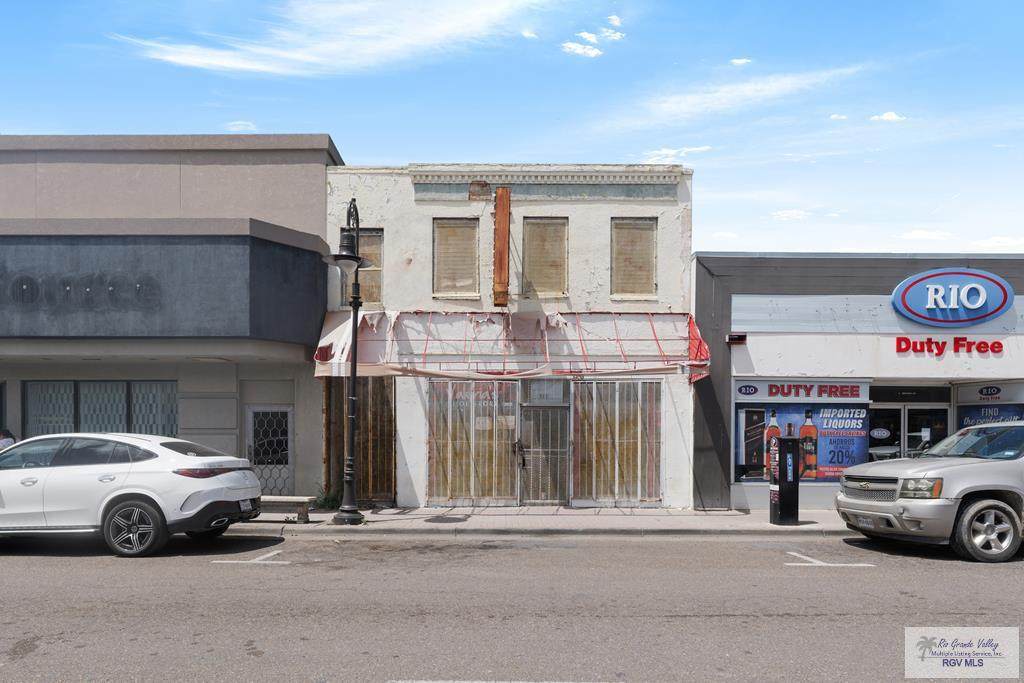 1322 Elizabeth St. - Photo 1