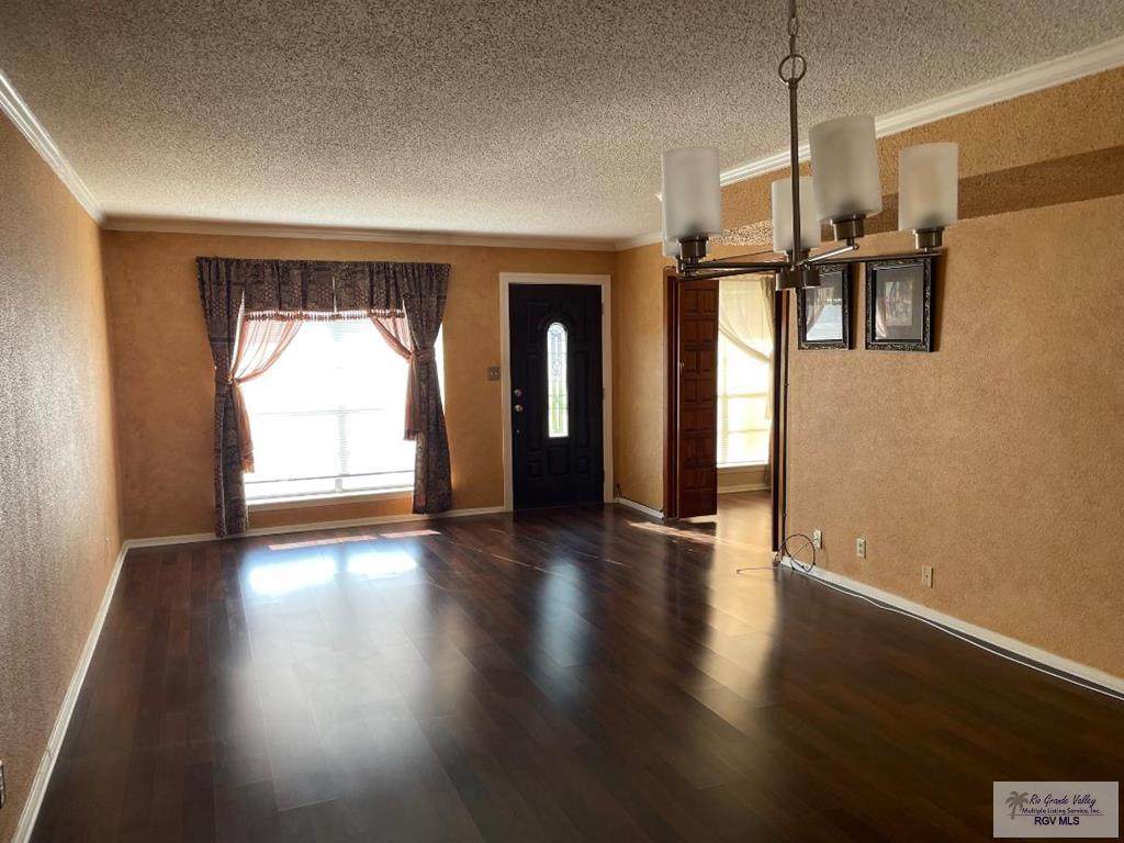 4501 Carmen Ave. - Photo 1