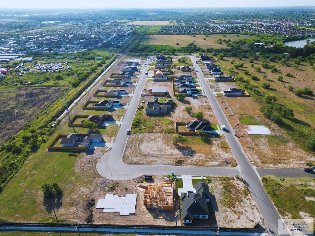 10 Paseo Cafetos St - Photo 1