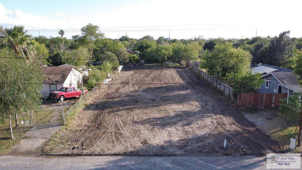 1001 Markowsky Ave. - Photo 1