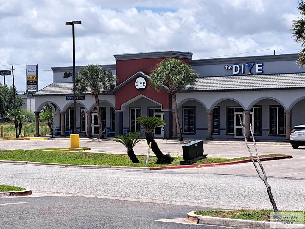 600 Springmart Blvd. - Photo 1