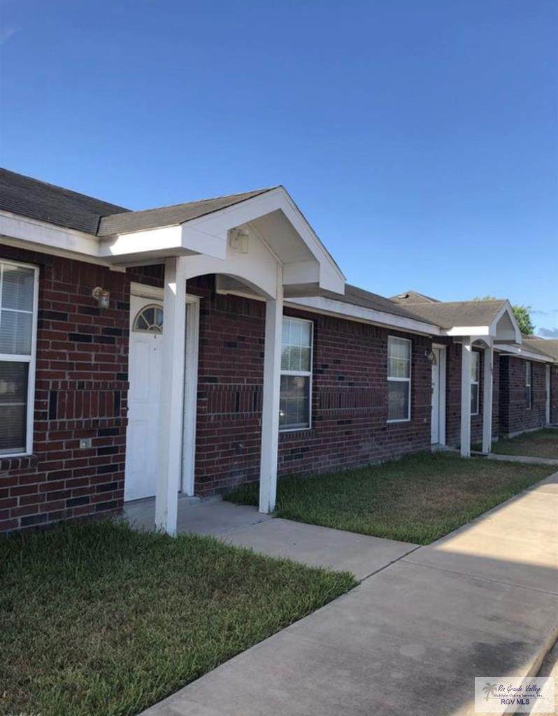 2206 7TH ST. - Photo 1