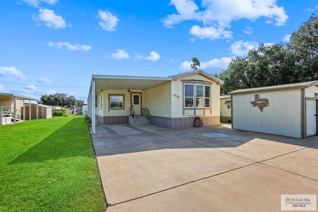 15702 Palm Tree Dr. - Photo 1