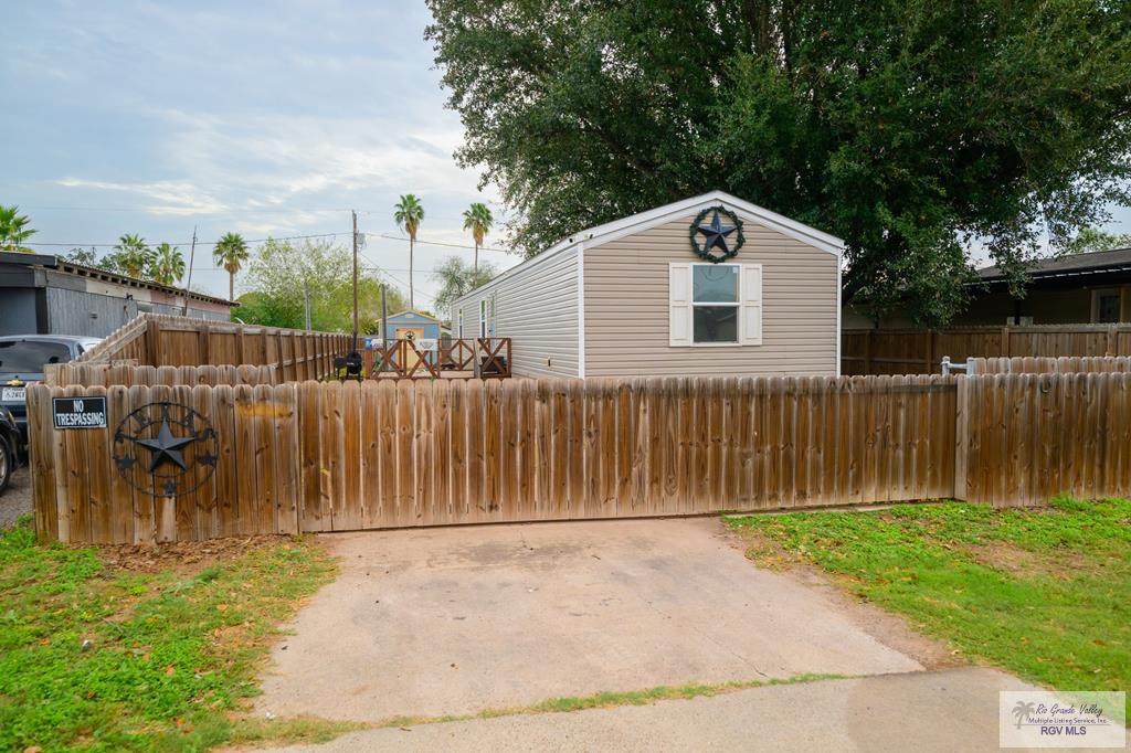 818 13TH ST. - Photo 1