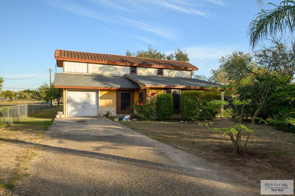 208 1ST ST. - Photo 1